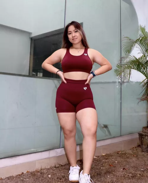 Strong legs by purpleswag11