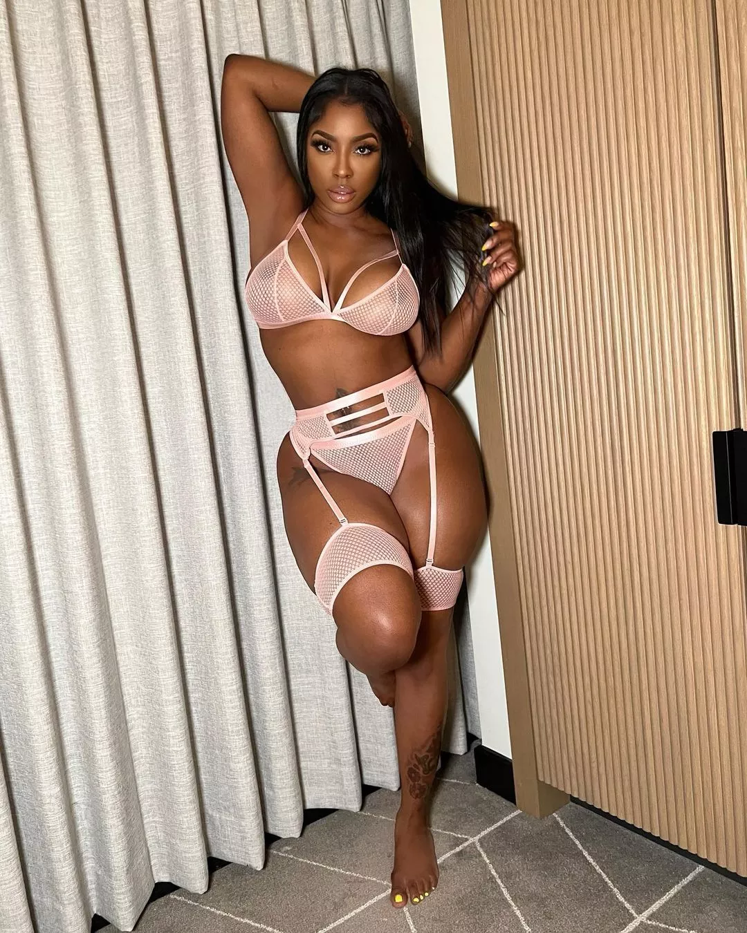 Strong sexiness posted by kvsh1804