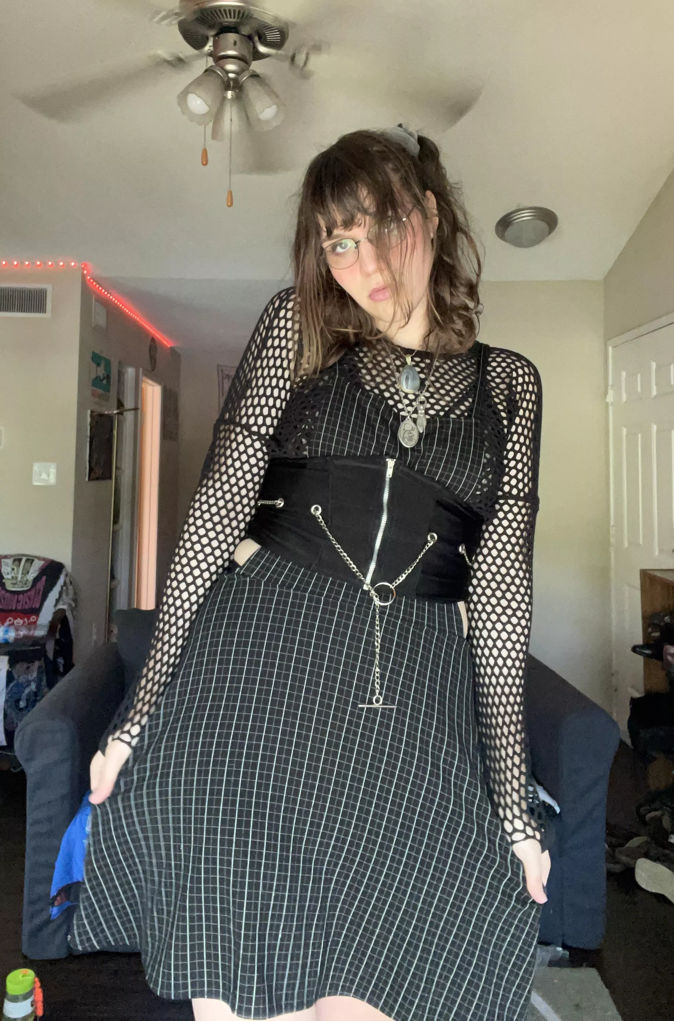 Struggling today with breakup blues, please take this old pic as compensation 🙃 posted by Opheliadelia