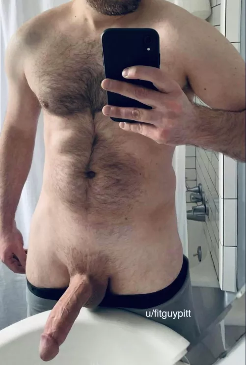 Stuck inside today here in rainy Pittsburgh ;) by fitguypitt