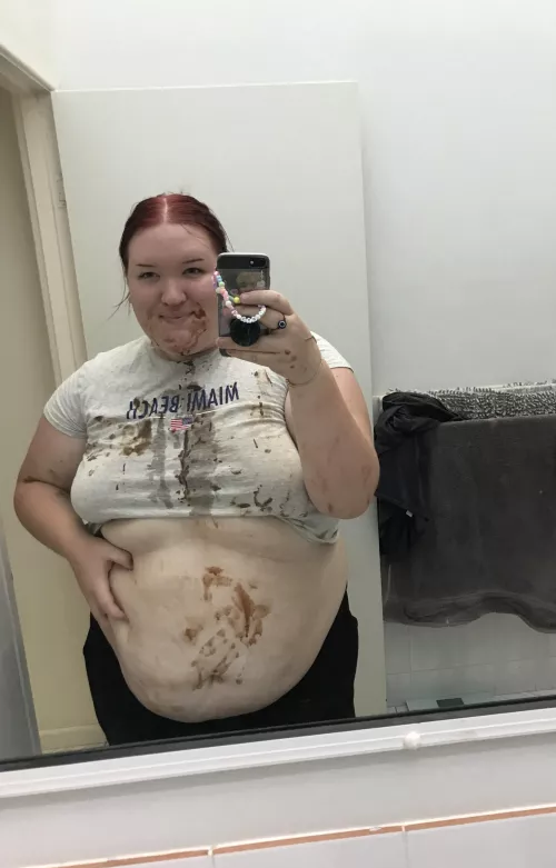 Stuffed myself full of chocolate for an augustus gloop roleplay, i think i fit it well 😋 by Honeypot_b