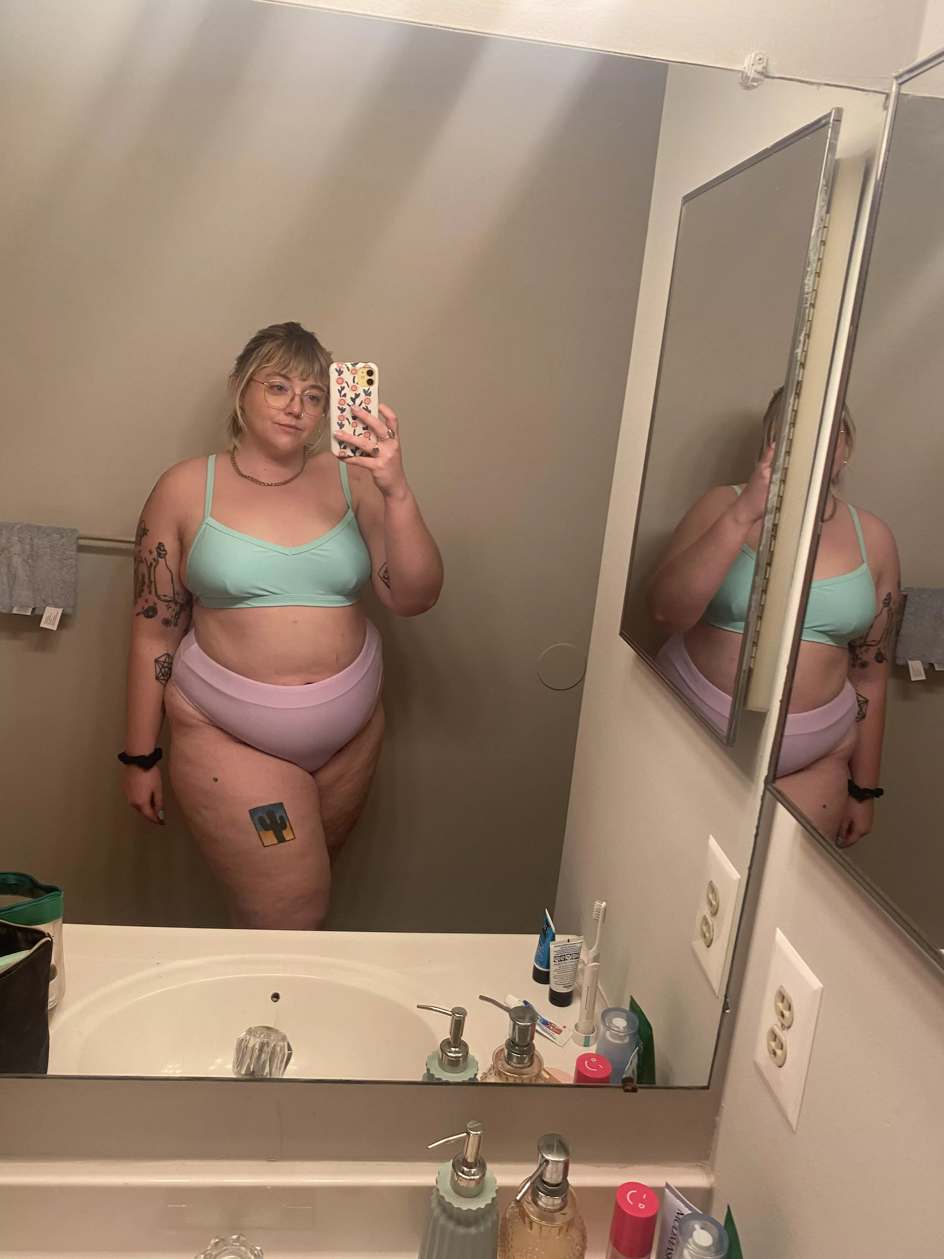 Stuffed myself into this to go swimming today 🥴 posted by cloudsyxo