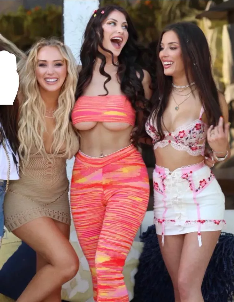 Stunners posted by swordmastax10