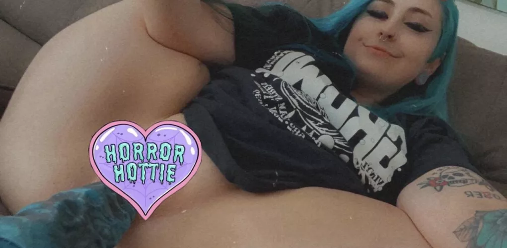 🖤 submissive babygirl with a FREE onlyfans eager to please you 🖤 b/g • g/g • threesome • solo content available! link below!! by oflittlekittenn