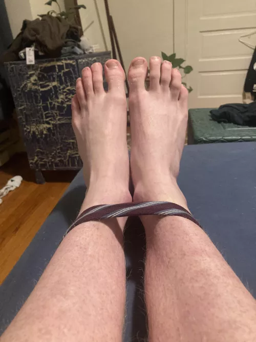 Submissive foot boy here :) by ddd123wyd