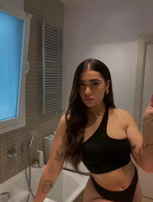 Subscribe me now and join to my adventures while enjoying hot content of me. Limited offer - 40% off for 31 days❤️‍🔥 Link in the Comments. by _cartella_