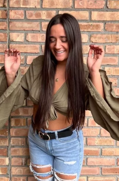 Such a cute outfit by Alternative-Note-750