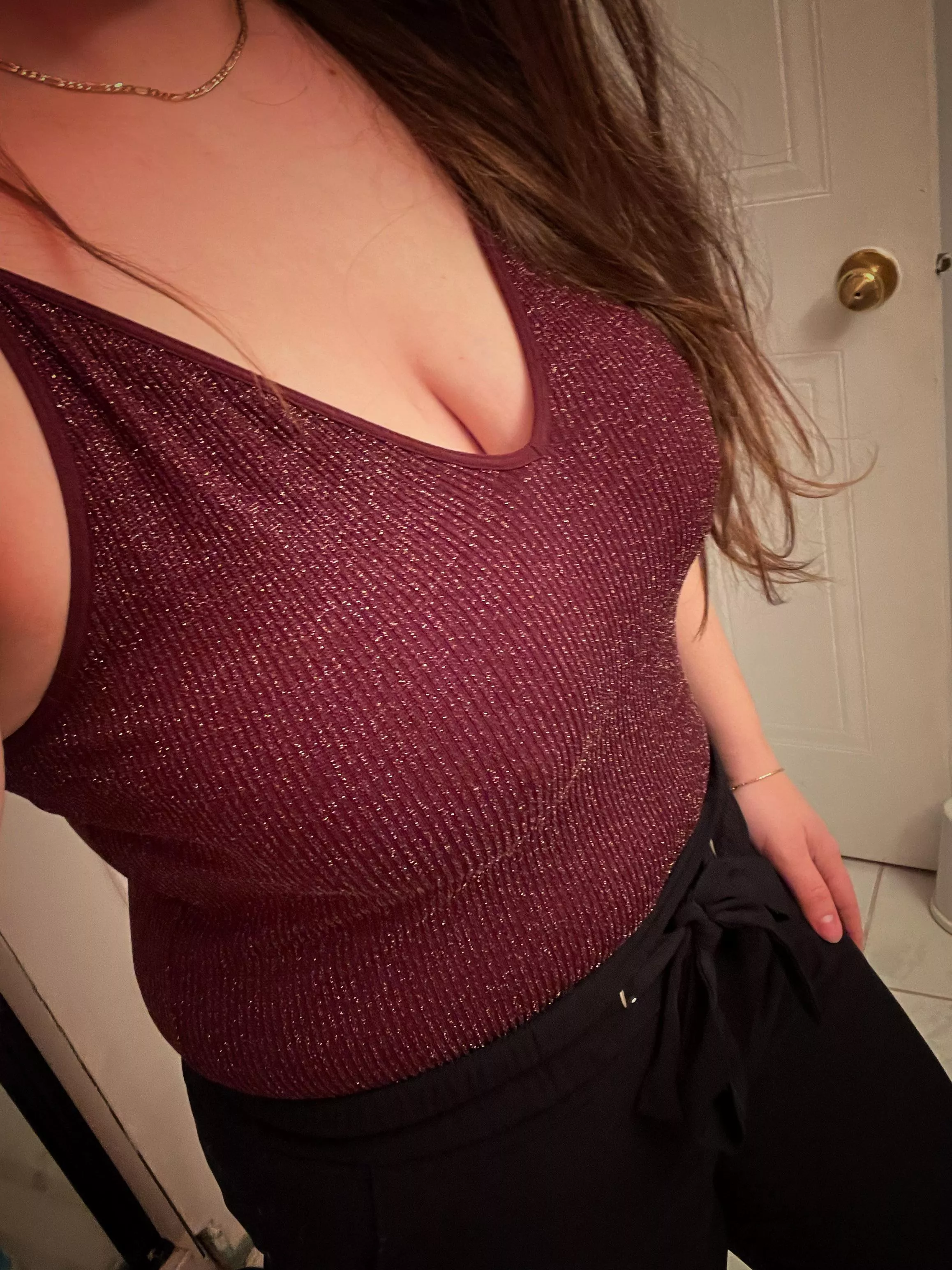 Such a great night 😋 Removimg the bra was the best part posted by dickandi