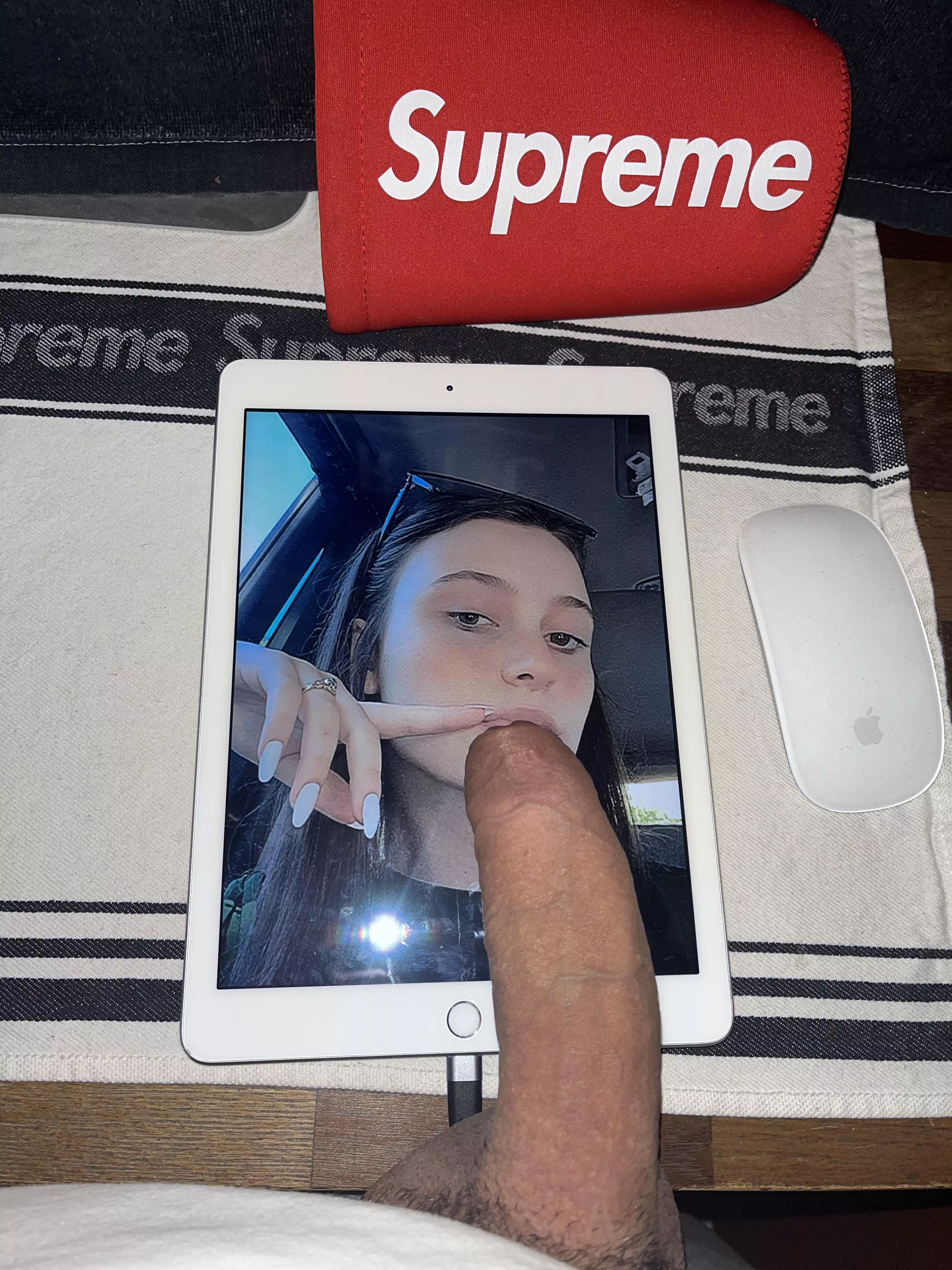 Such A Hottie. 🔥 posted by SupremeNasty13