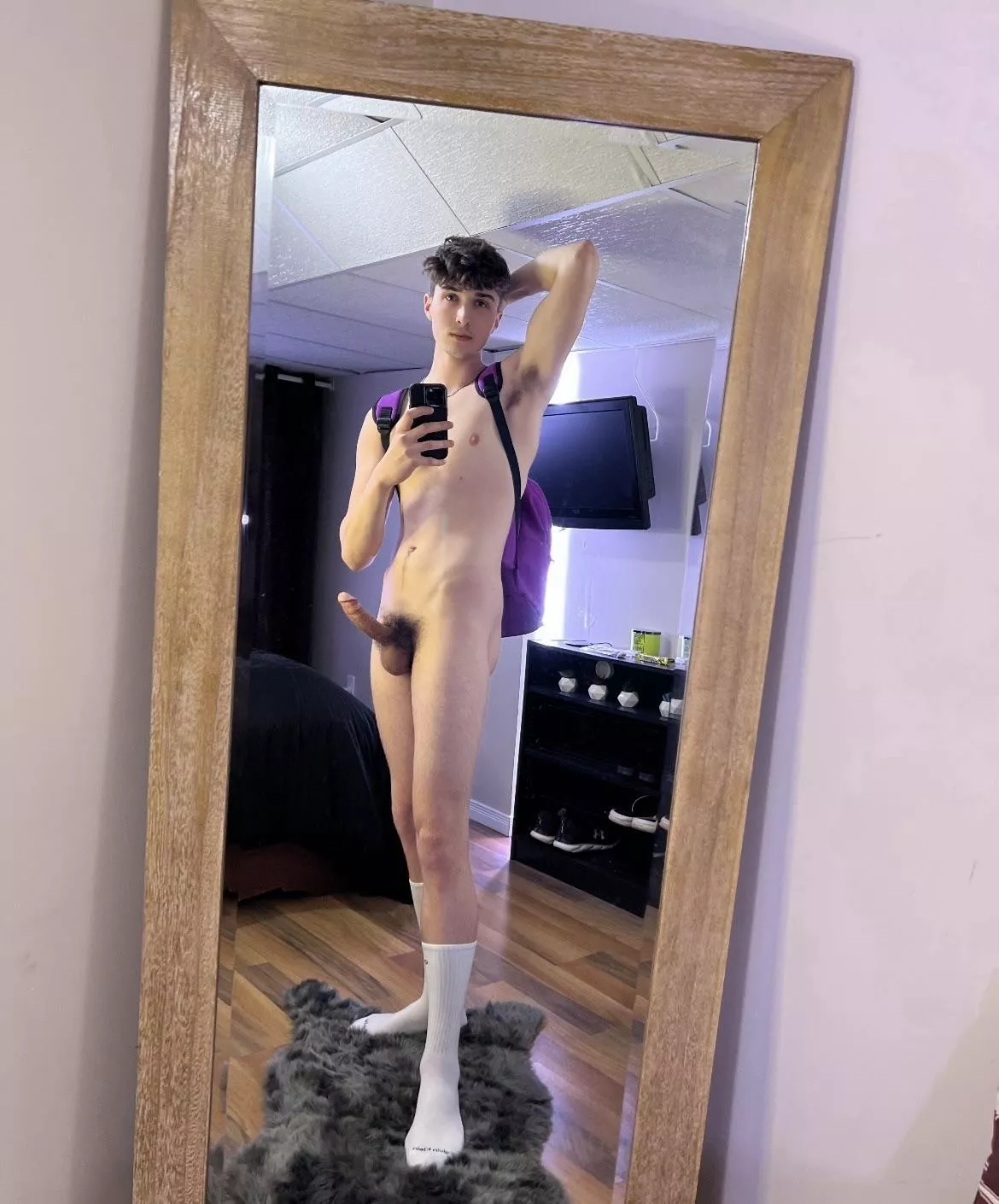 Suck my cock while I study posted by sadboycad