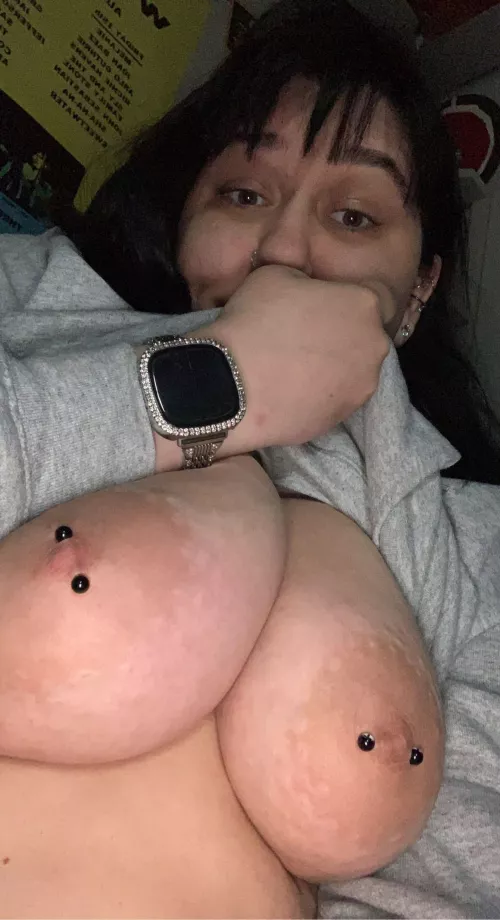 Suck on them 😈 by Sadie_Babyyyy_