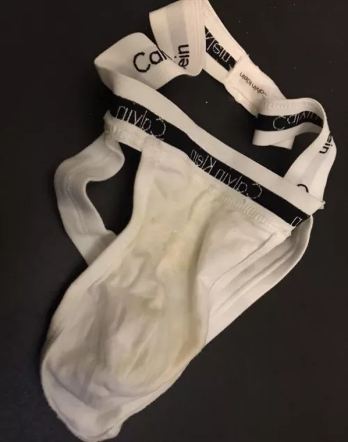 Suck the cum out bro 🥵🥵🥵 by Smelly_Muscle_jock