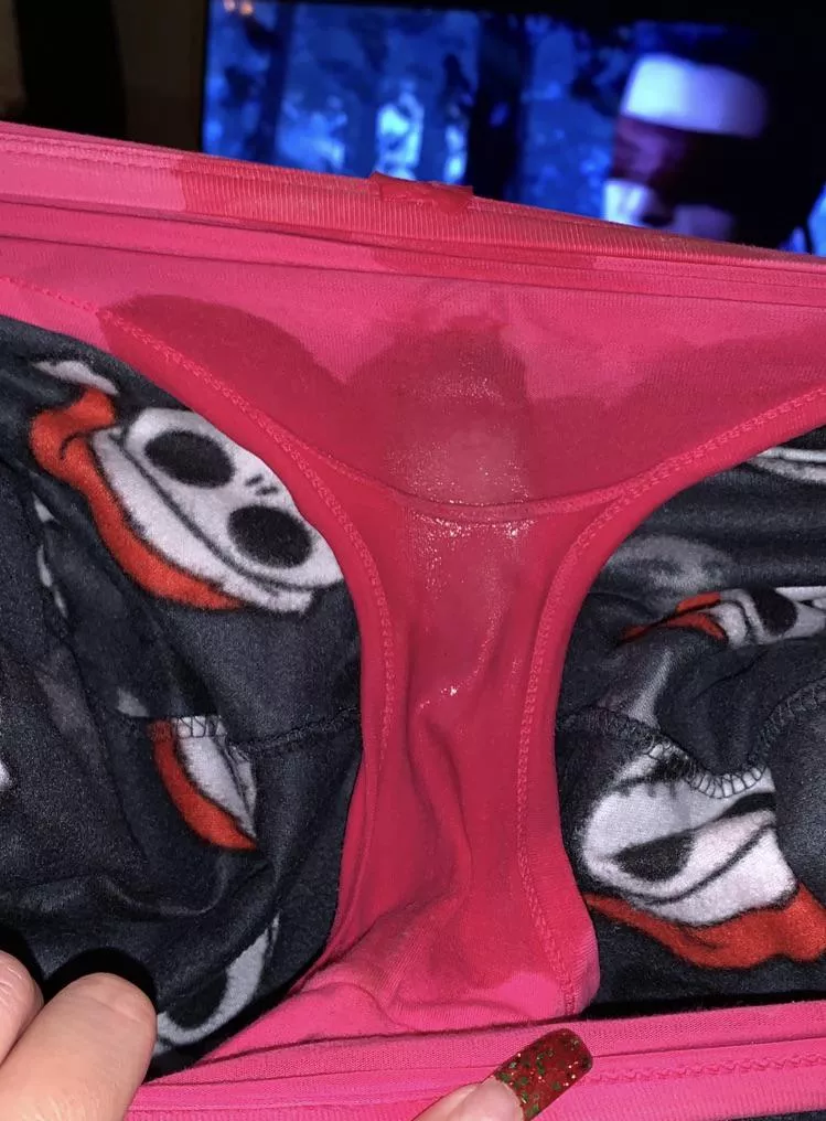 Suck the juice out of my panties 😈 posted by Misshairypussy