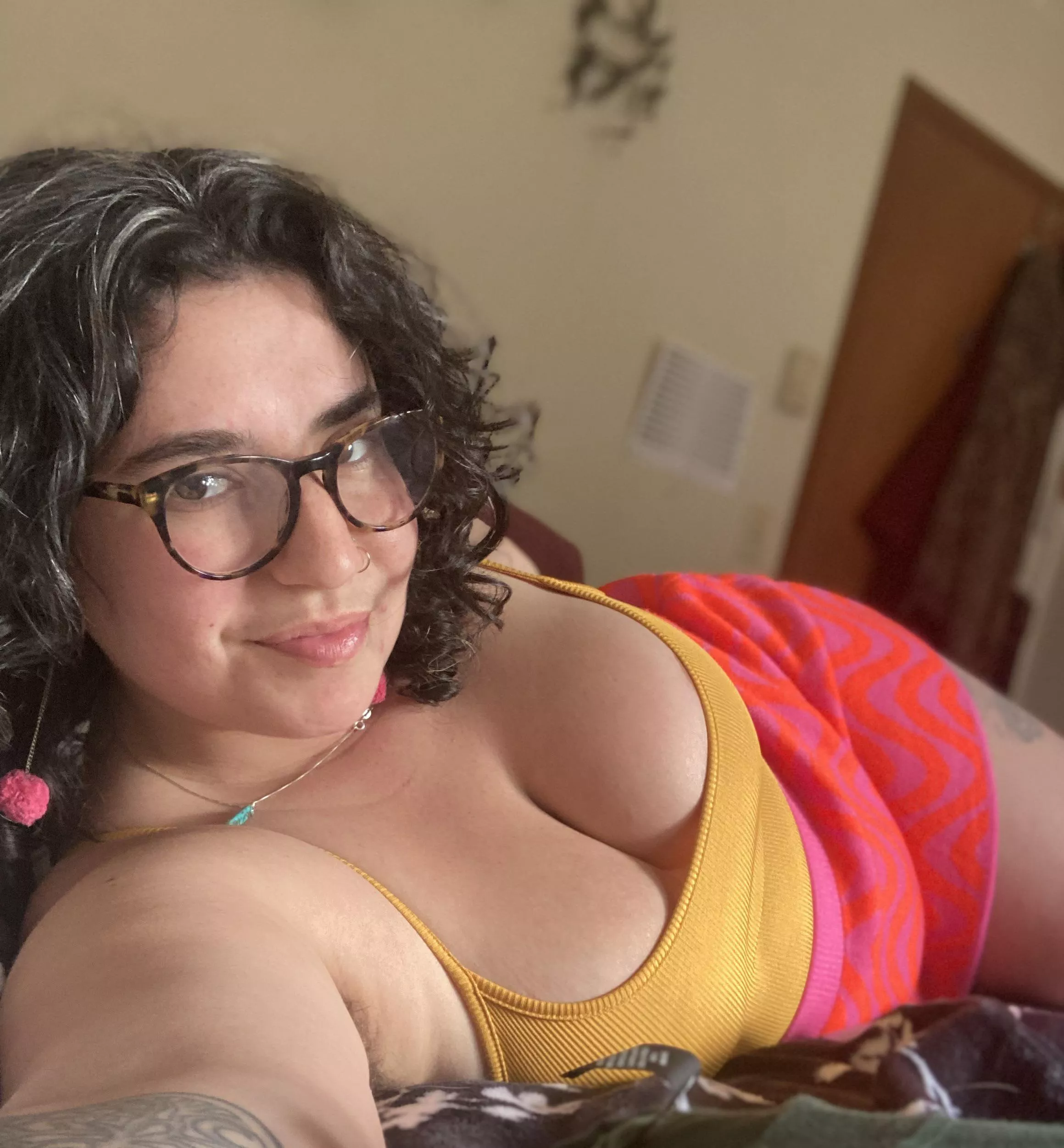 Summoning summer with this fit 🌞 posted by QueenOfThiccville