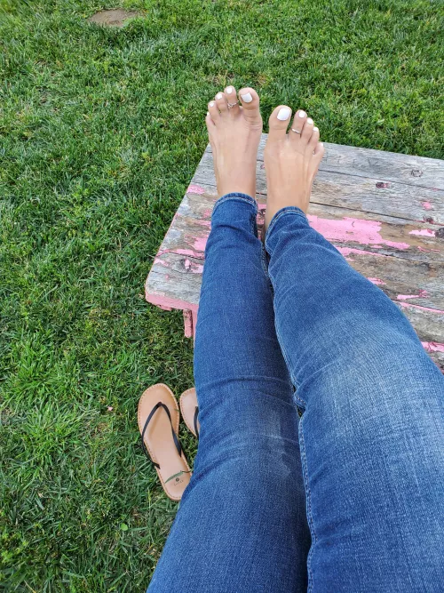 sun is setting on another gorgeous day! by jessicaleighfeet