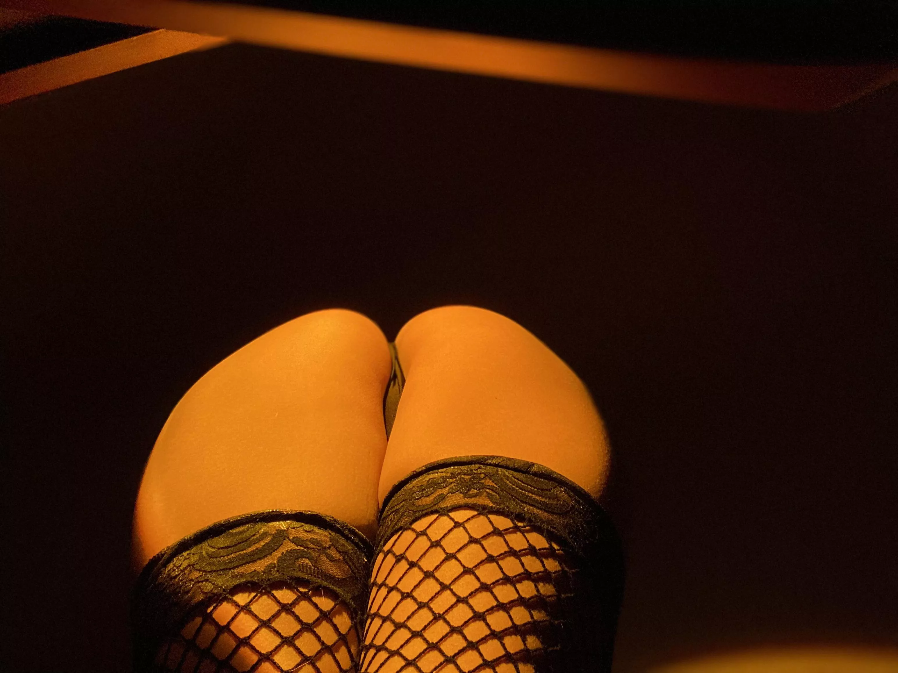 sun kissed;) posted by avasworld444