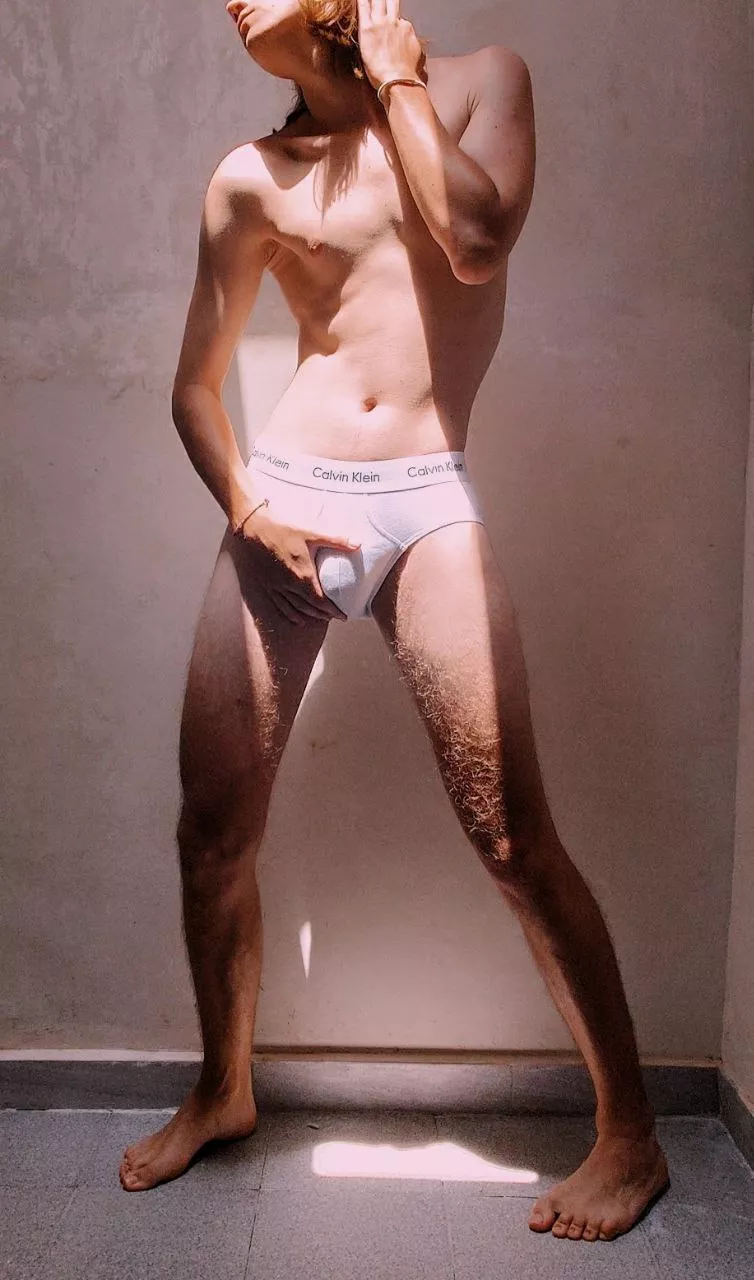 Sunbath <3 posted by eren_sunshine