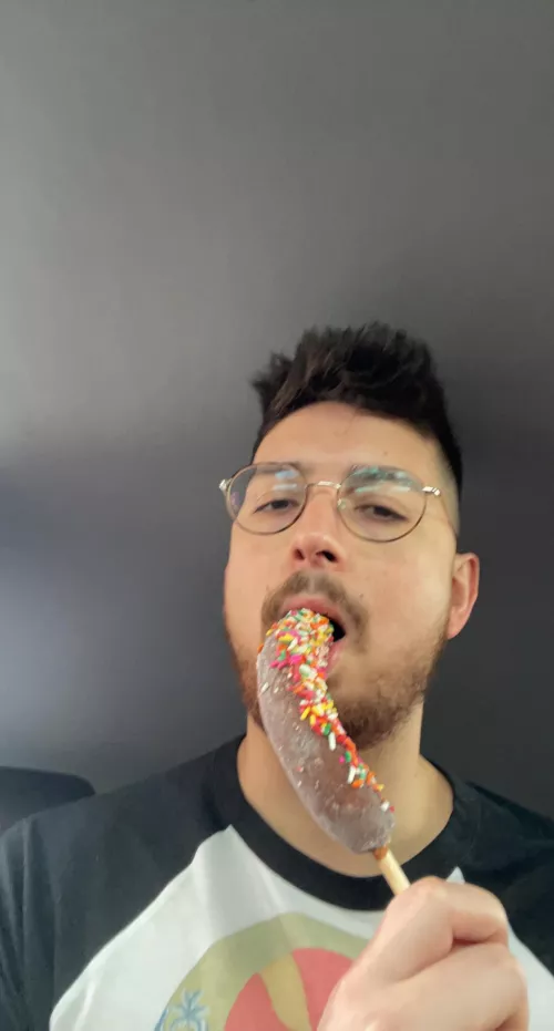 Sunday Funday am I right? by zklorenzo