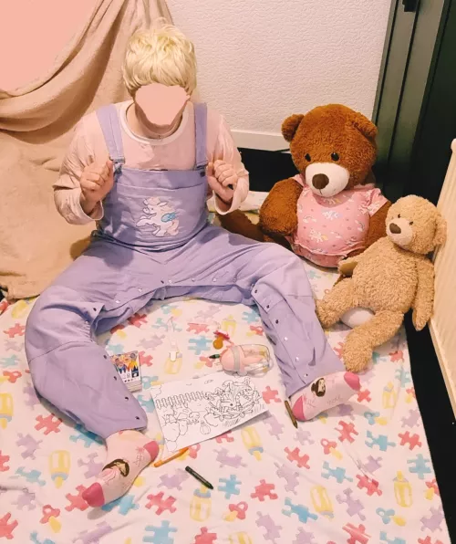 Sunday morning play time! by absofty