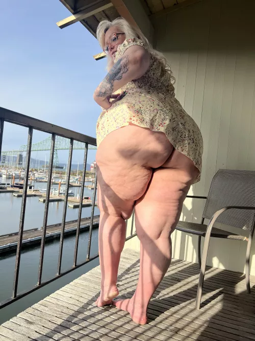 Sundress season! 🌞 by curvybarbietoo