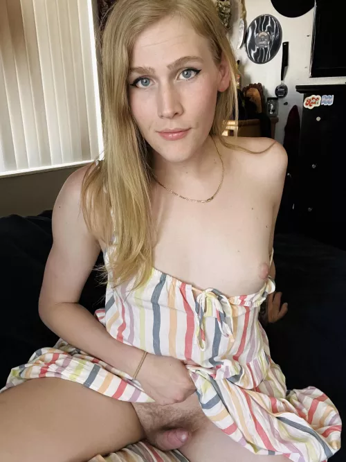 Sundress season babyyy 😎 by BrokeFlowerPot