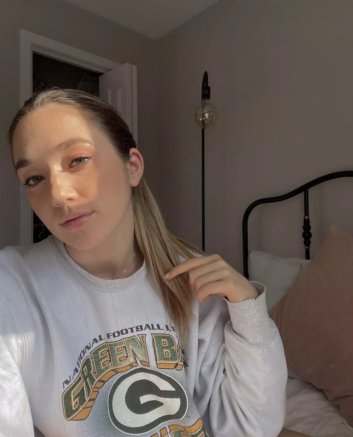 sun-kissed ☀️ posted by princessnikkicox