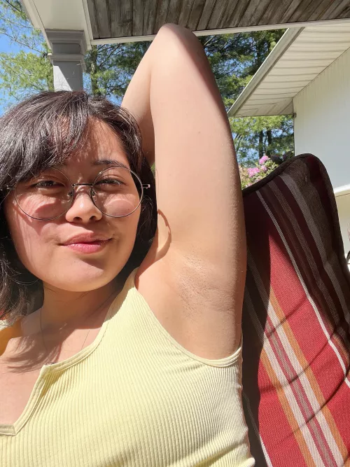 sunkissed armpits hehe by ErikaBulbasaur