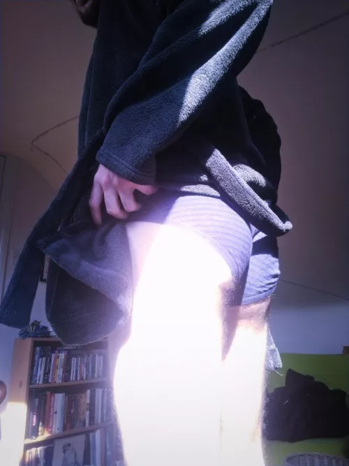 Sun-kissed but I'd rather be kissed more by Shiel_shocked