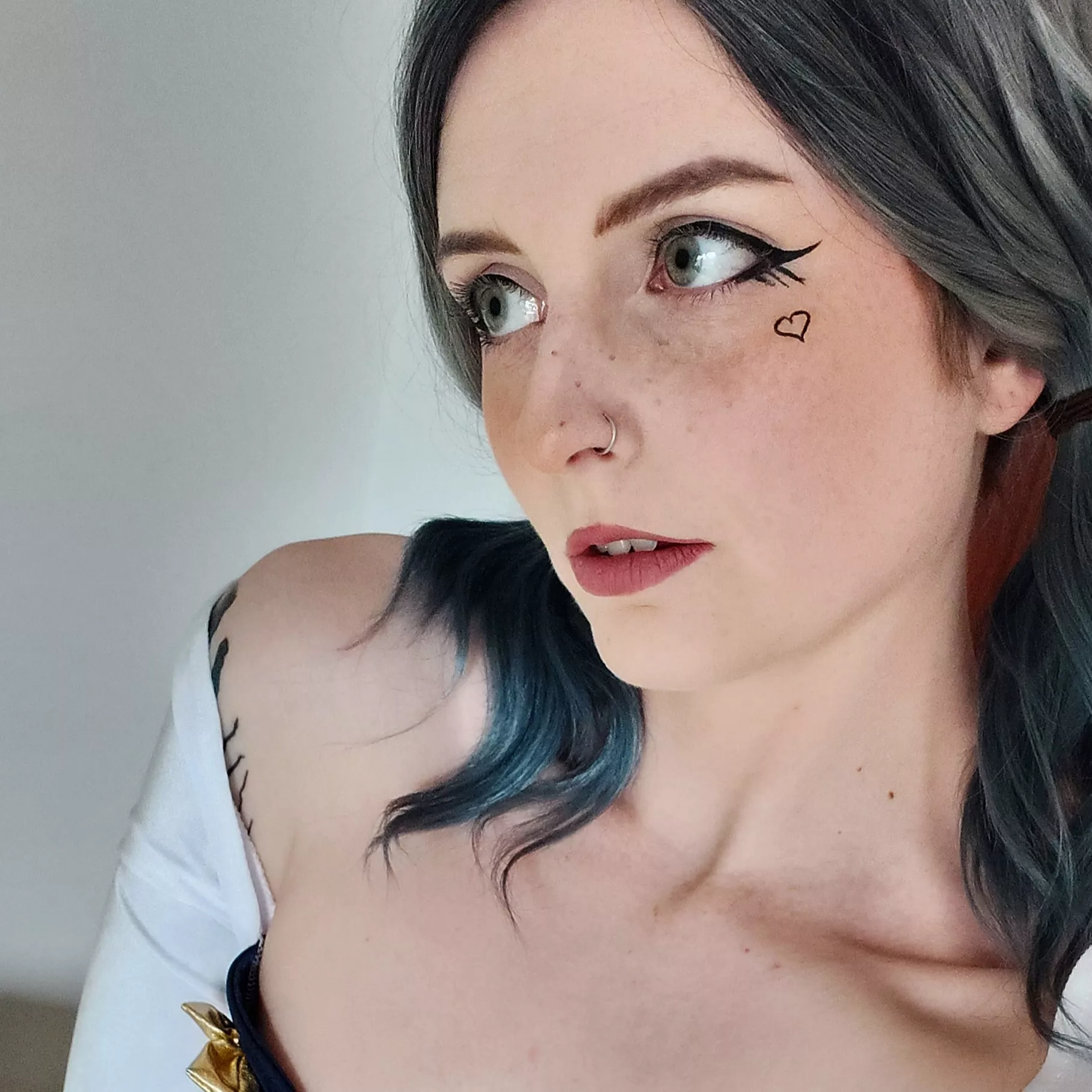 Sun-kissed ♡ [oc] posted by Capribento