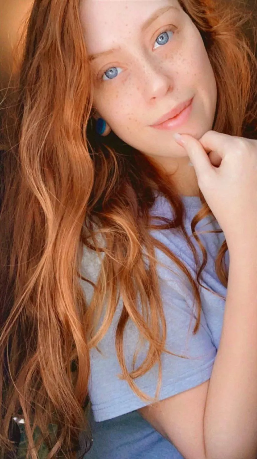 sunlight is the best lighting ☀️ posted by istayyawayyyX