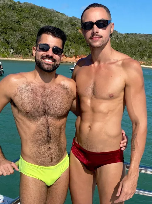 Sunny day next to the love of my life! ☀️ by NaughtyPuzzle