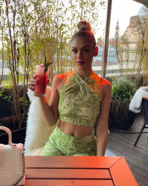 Suns out trying to make the most of it! Mexican x Irish by KikiSantana20