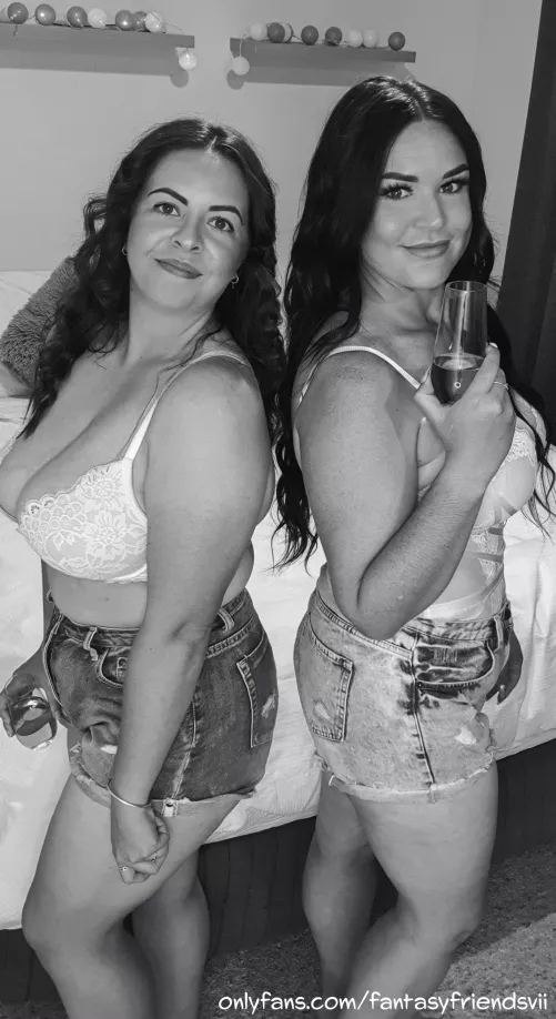 suns out, wines in hand 🙈😘🔥 by fantasyfriendsvii