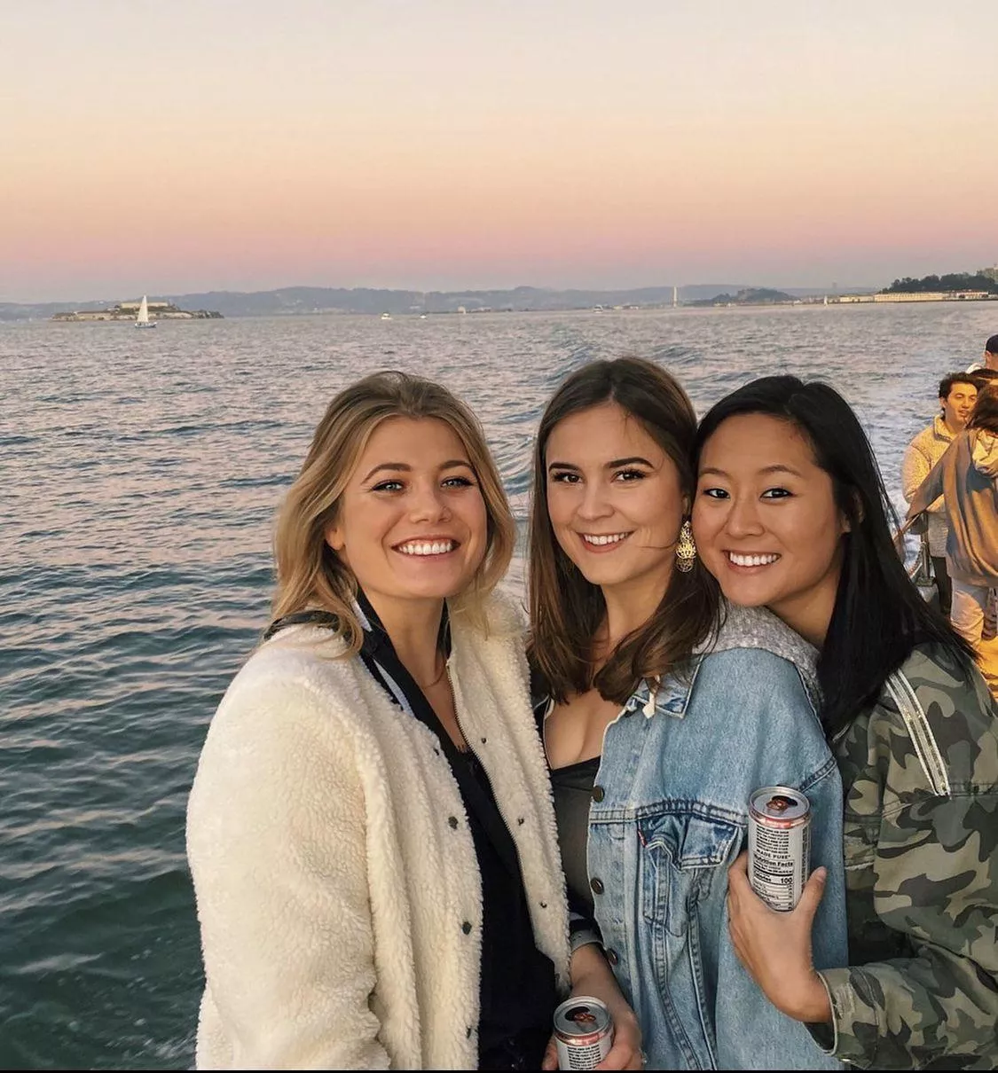 Sunset Smiles posted by hgft6969