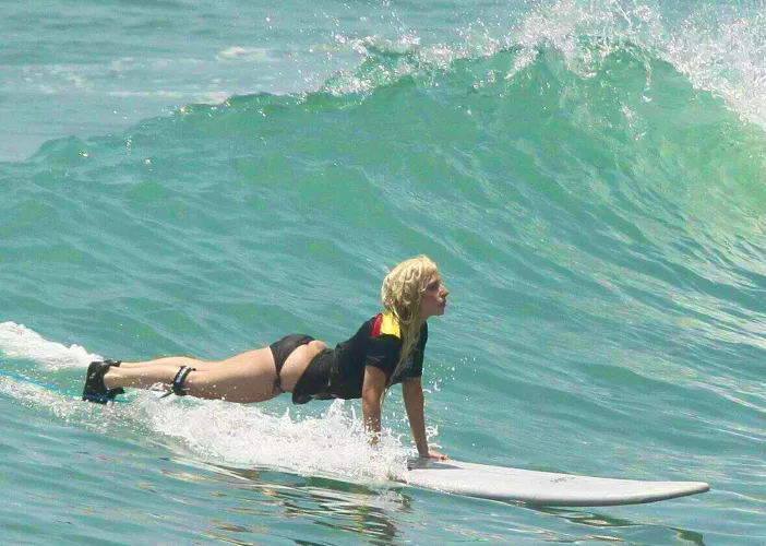 Surfin' Gaga by FermentedSnake