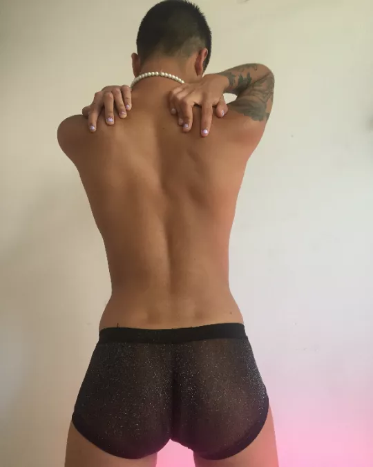 surprise me from behind posted by trans_yoe