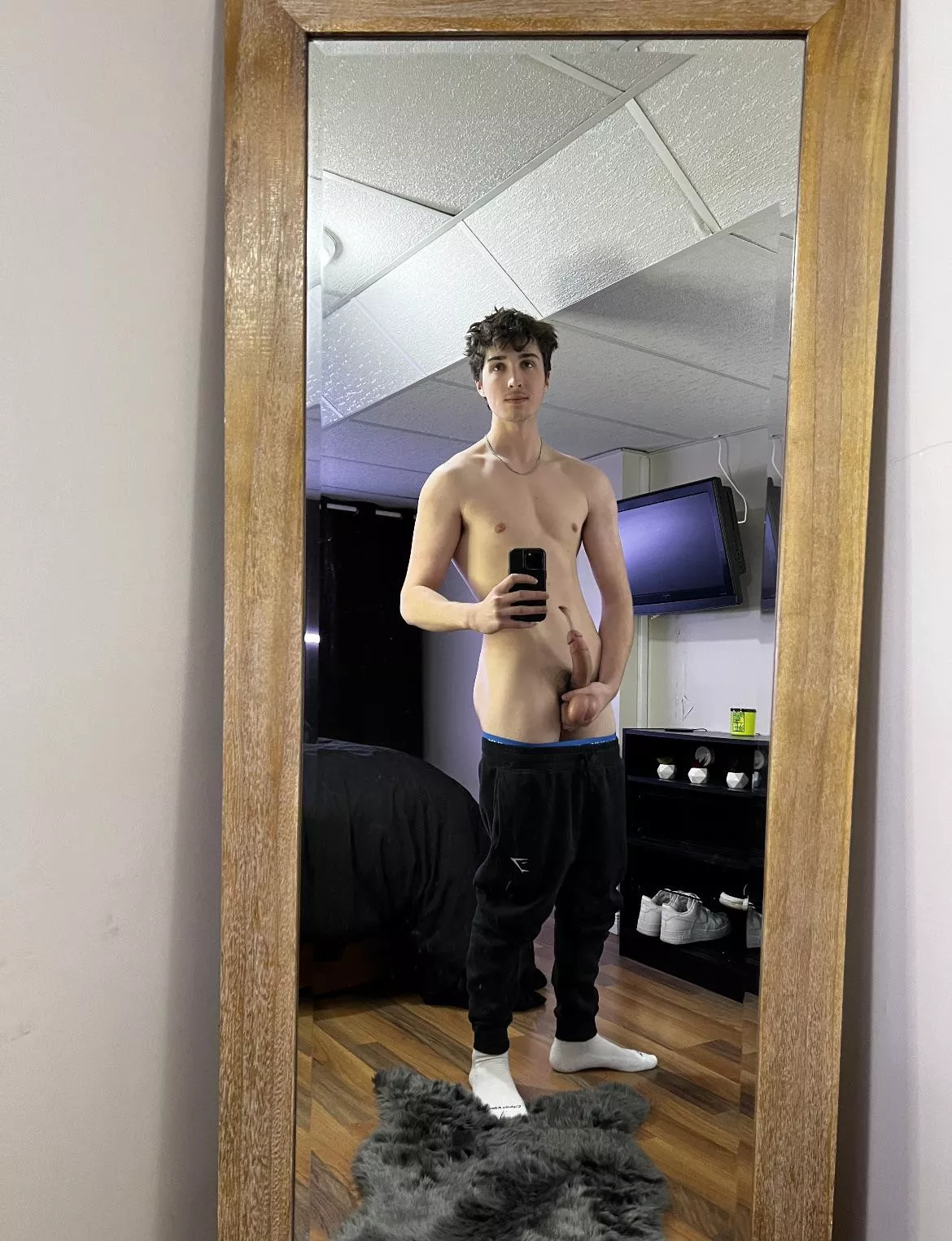 Swallow my balls until I cum posted by sadboycad