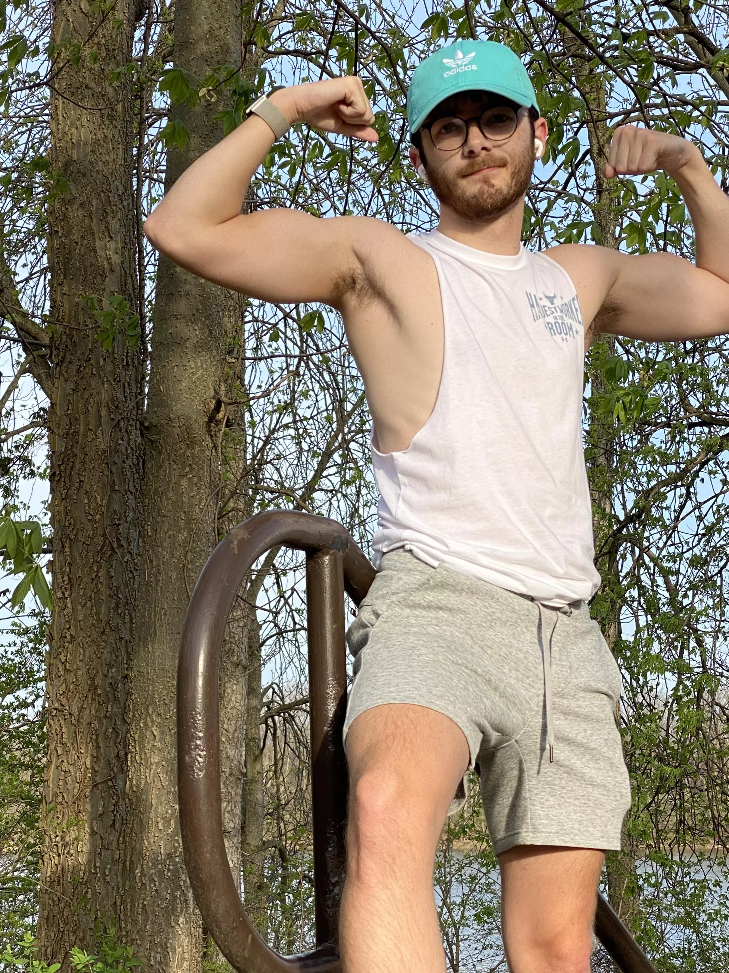 sweating in 80° posted by blothesho