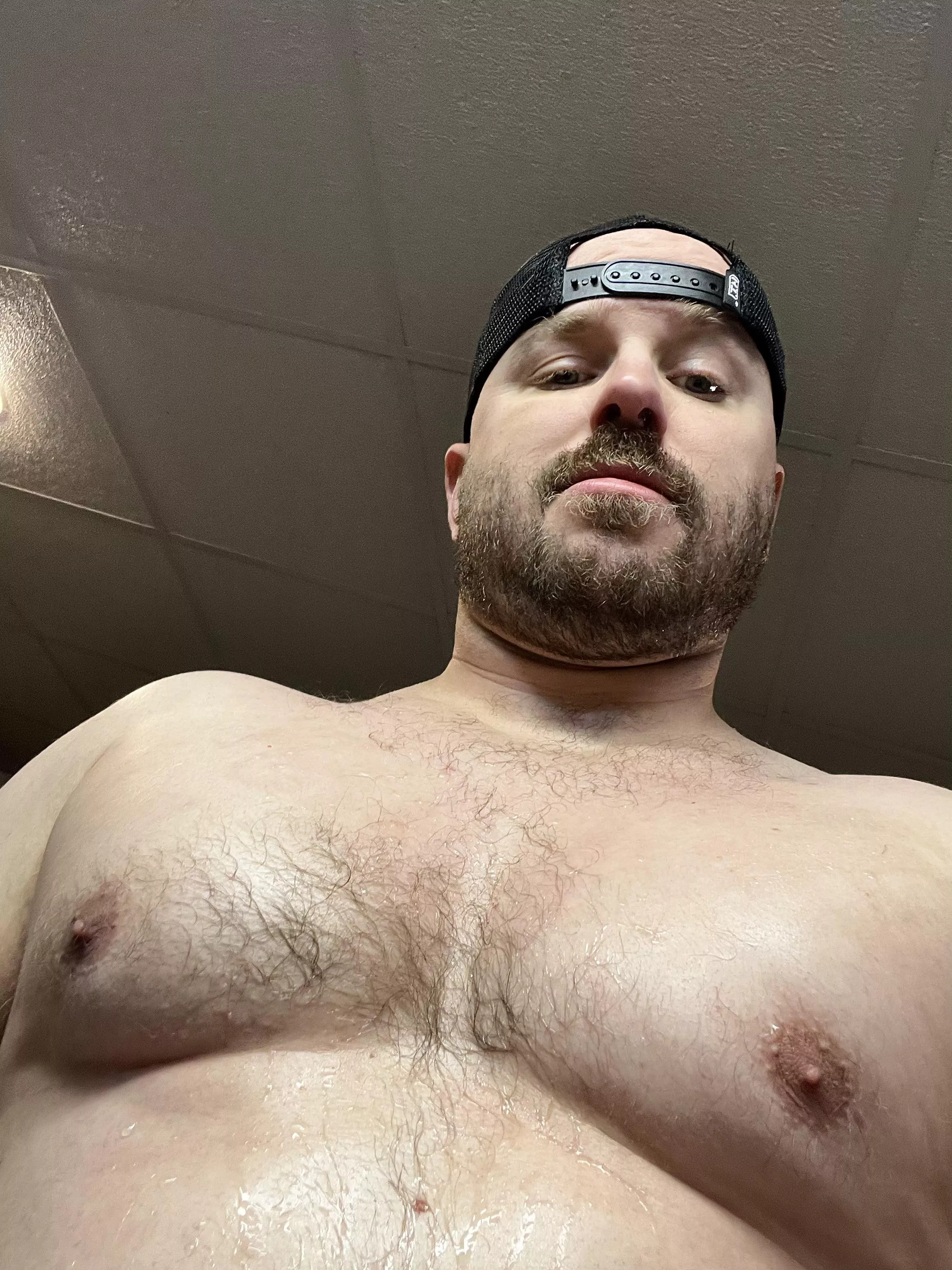 Sweaty bear 🐻💦 posted by camohatjock