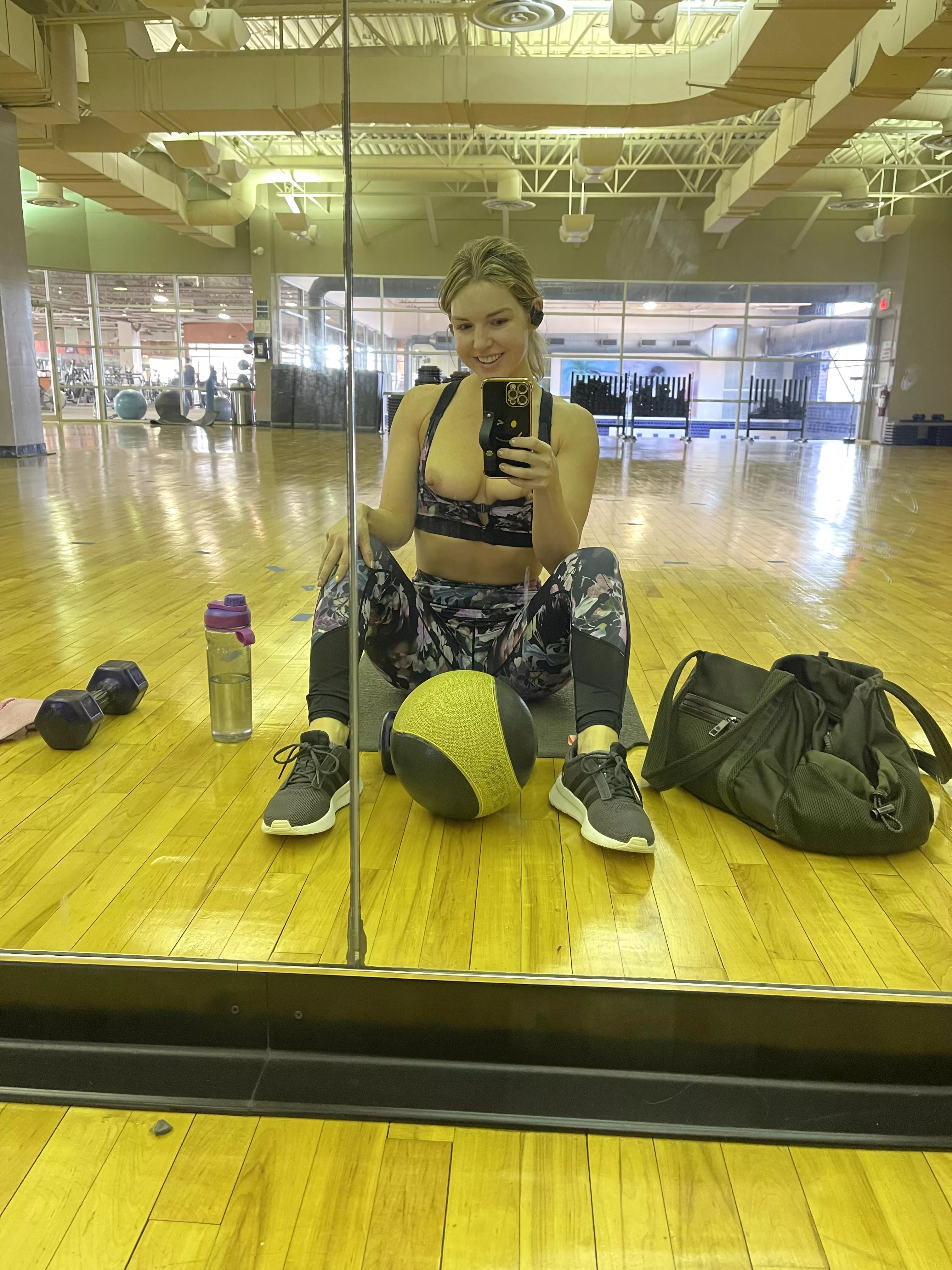 Sweaty 😅 posted by flexy-257