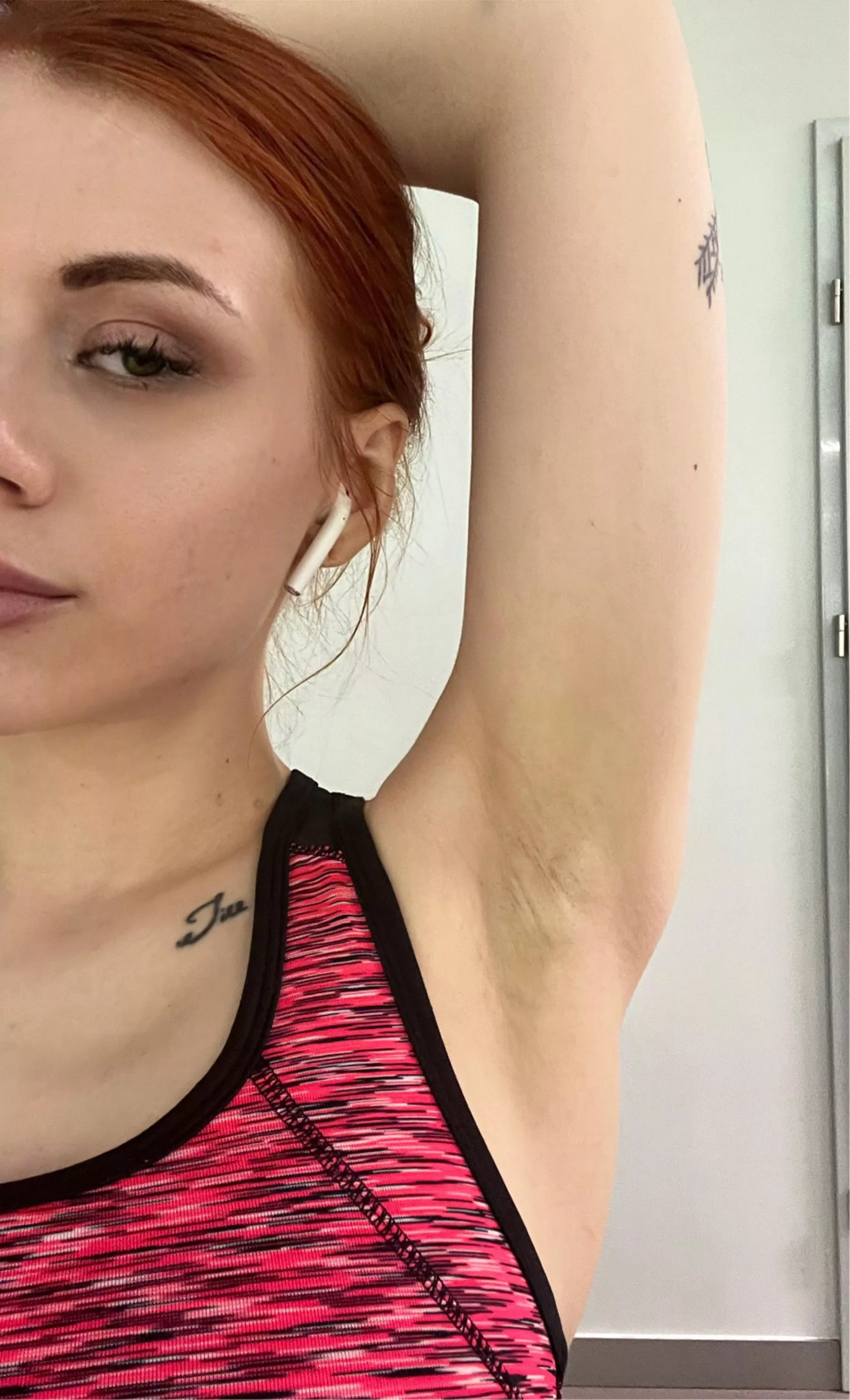 Sweaty 🥵 on the gym 🥰 posted by kirojpg