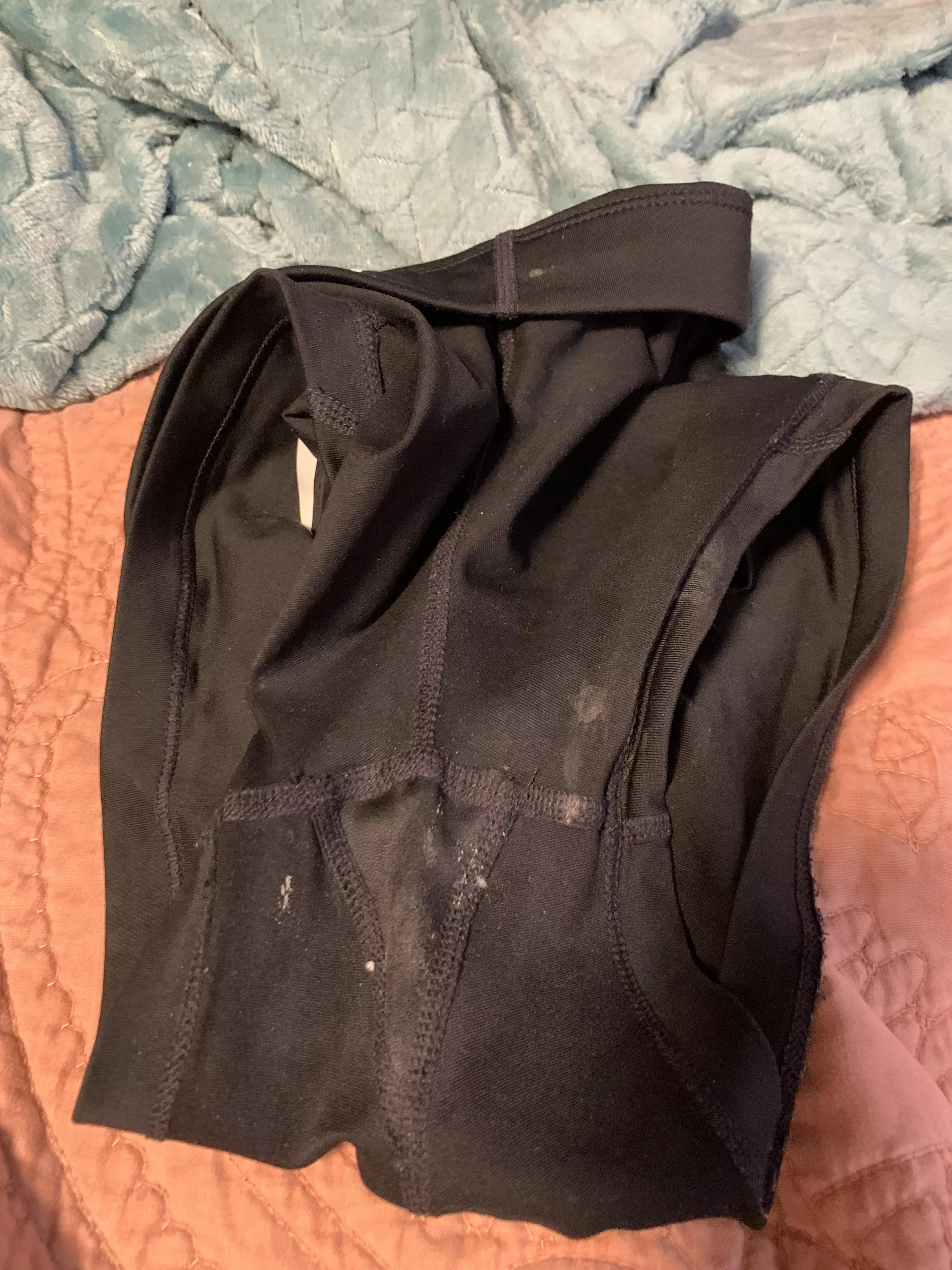 Sweaty Spandex 🤤🤤 posted by nat_tay