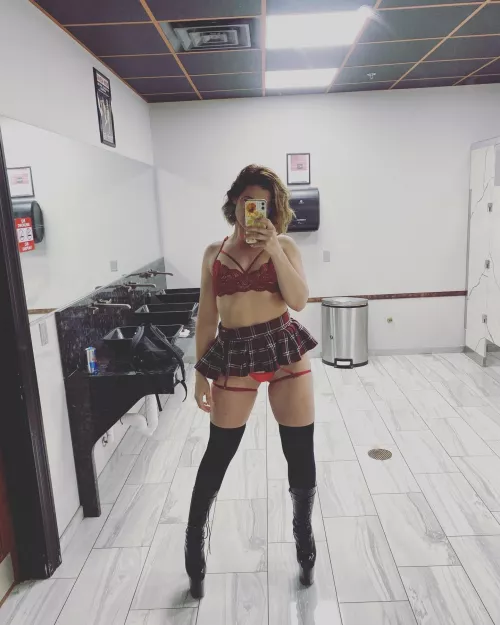 Sweet dreams. by MiaaMoree