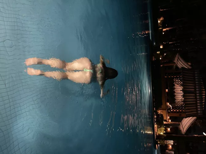 sweet like strawberries by uneven_vulnerability