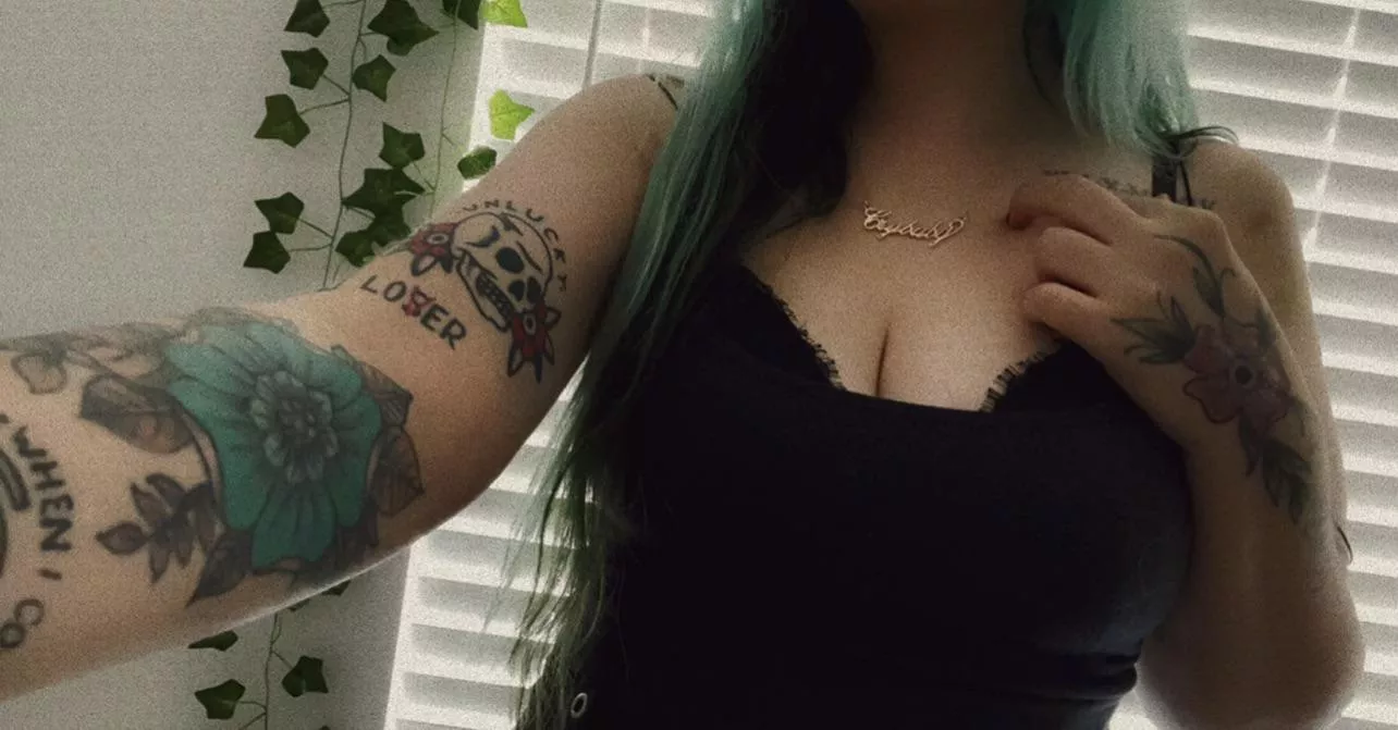 🍒 sweet & tatted babygirl eager to please you! free onlyfans link below! 🍒NEW GIRL ON GIRL CONTENT!! posted by oflittlekittenn