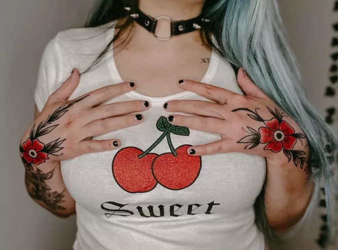🍒 sweet & tatted babygirl eager to please you! free onlyfans link below! 🍒NEW GIRL ON GIRL CONTENT!! by oflittlekittenn