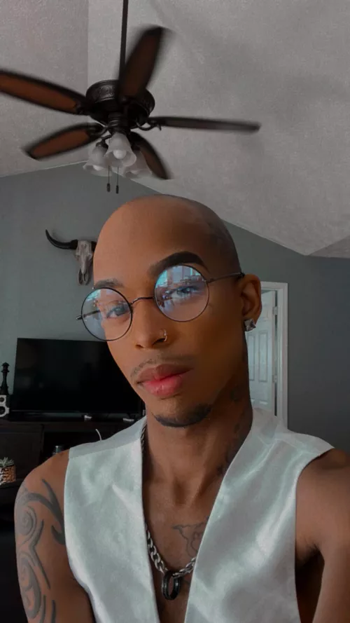 Switch Player Twitch Streamer 👋🏽 by Lovell_Lykaon