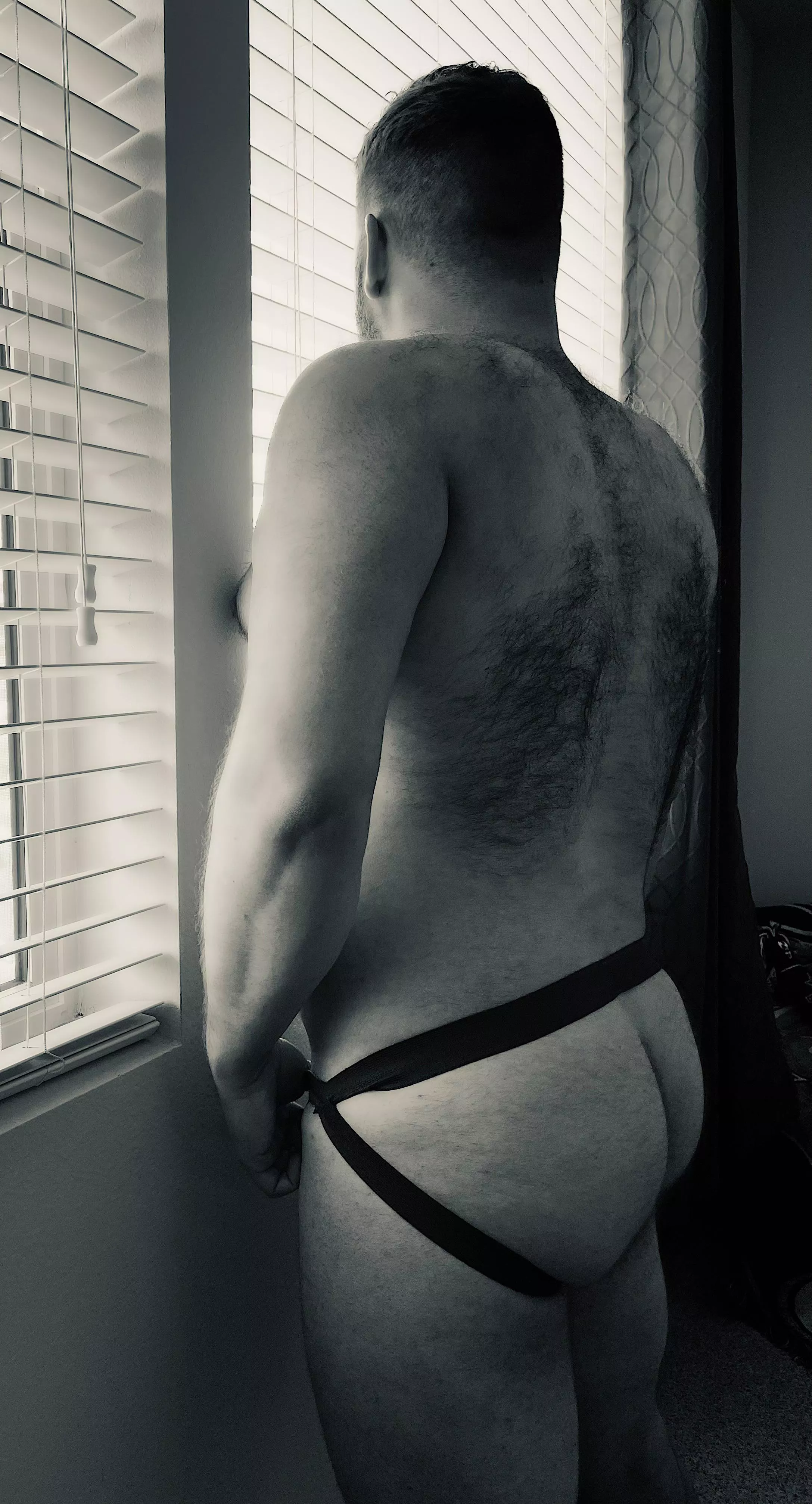 Take a peek? posted by CubQuake