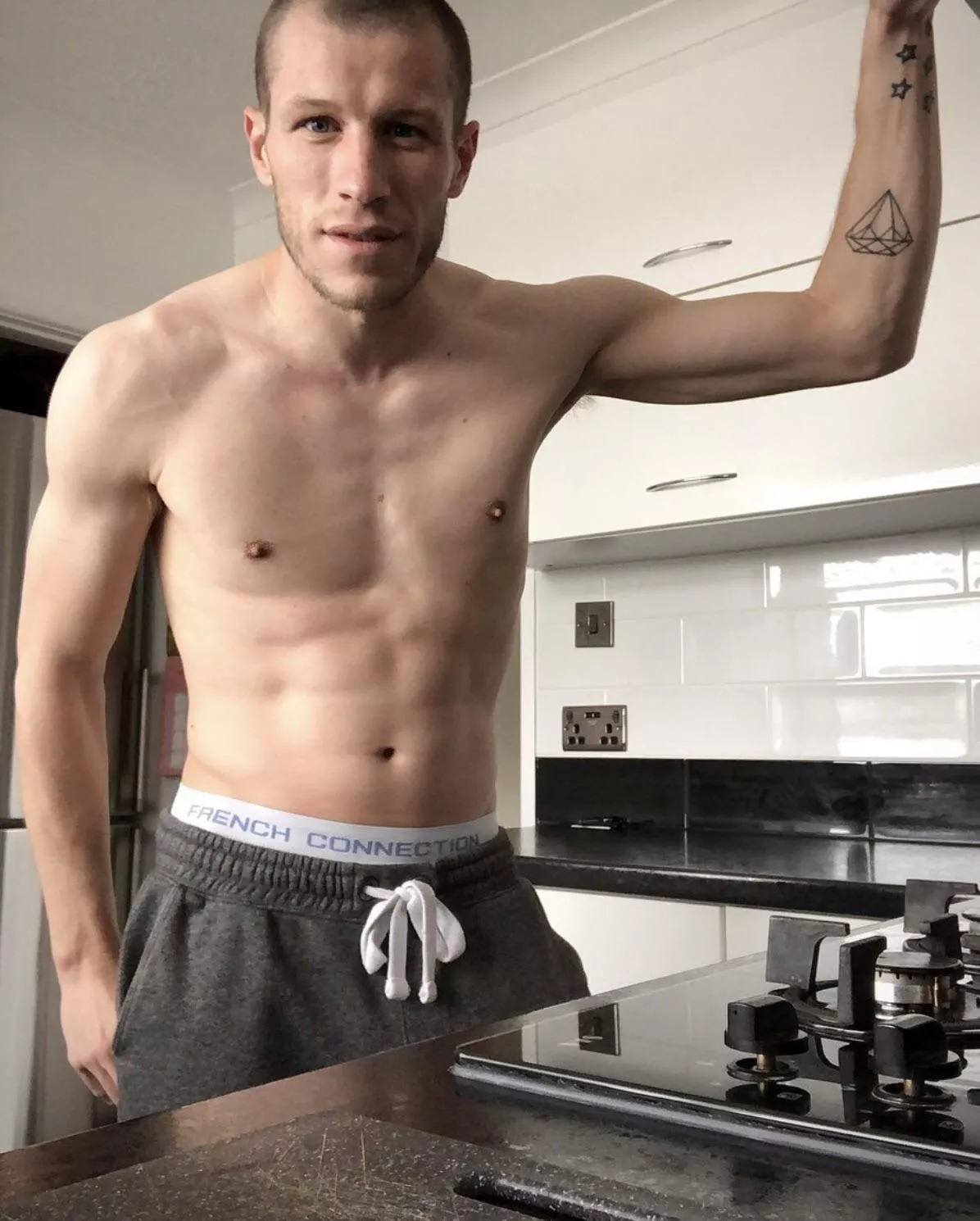 Take a sniff of these pits and pull down my joggers 😂😈 posted by MarkRoseVIP