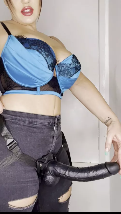 Take every inch [domme] by Mistresssaharanoir